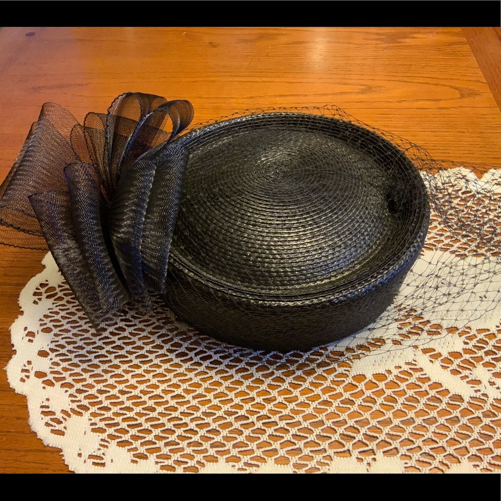 Beautiful Pill Hat with Veil